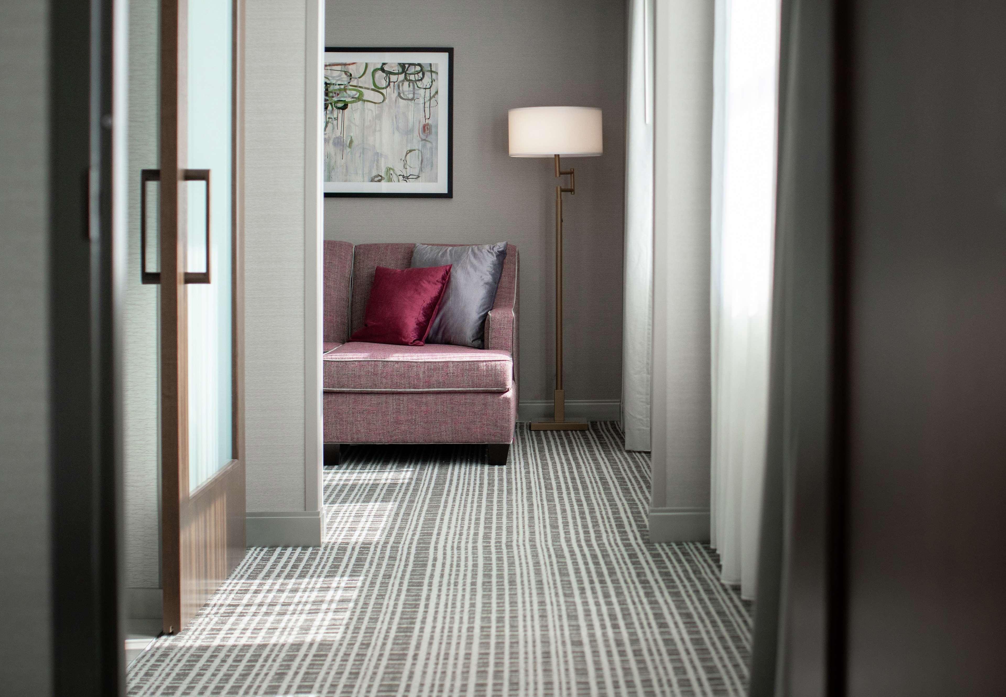 The Axis Moline Hotel, Tapestry Collection By Hilton Exteriör bild