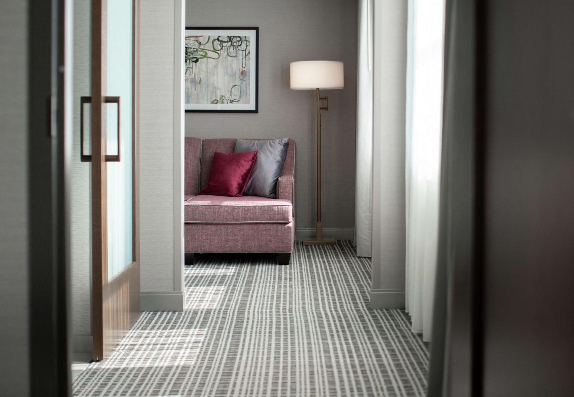 The Axis Moline Hotel, Tapestry Collection By Hilton Exteriör bild